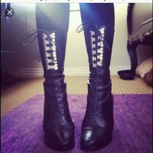 LOOKING FOR Chloe Sevigny x Opening Ceremony Boots!